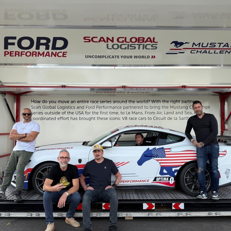  Décoration de 18 Mustang pour le Mustang Challenge au Mans !
