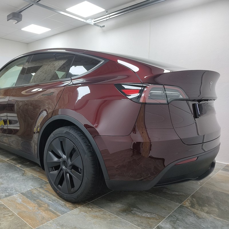 Protection carrosserie PPF et traitement céramique sur Tesla Model Y à Béziers – Point Zero